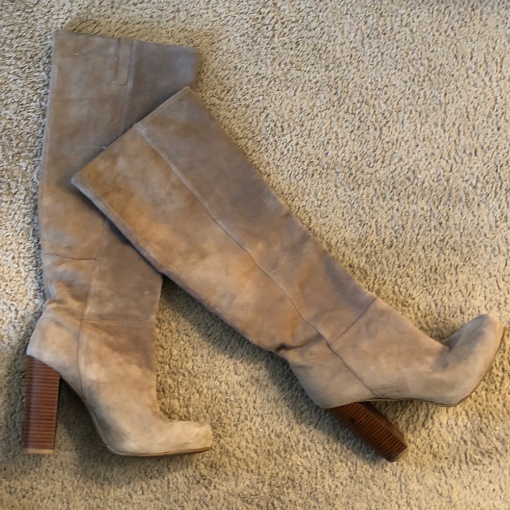 👢Nine West Suede Beige Heeled Boots👢
